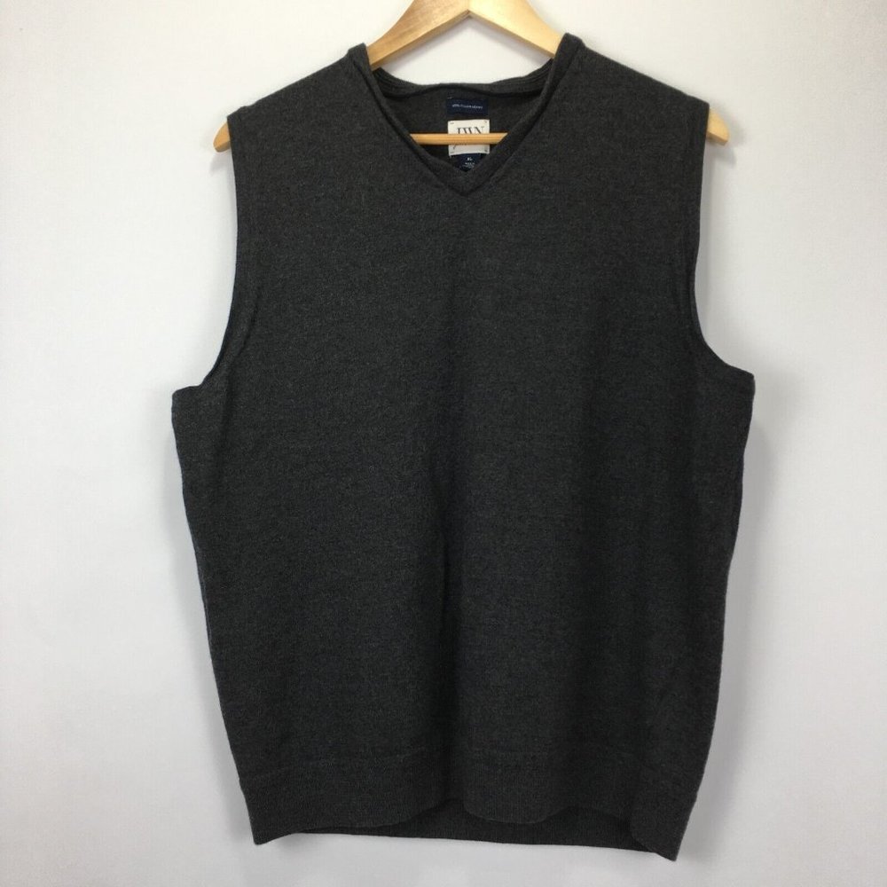 John W. Nordstrom JWN Black Sweater Vest Men's Size XL 100% Merino Wool V-Neck‎